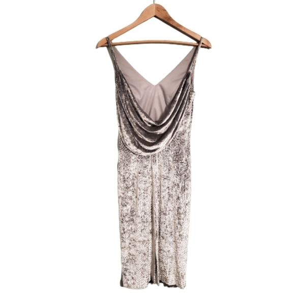 Janine Silver Gray Velvet Open Back Midi Dress - Picture 3 of 5